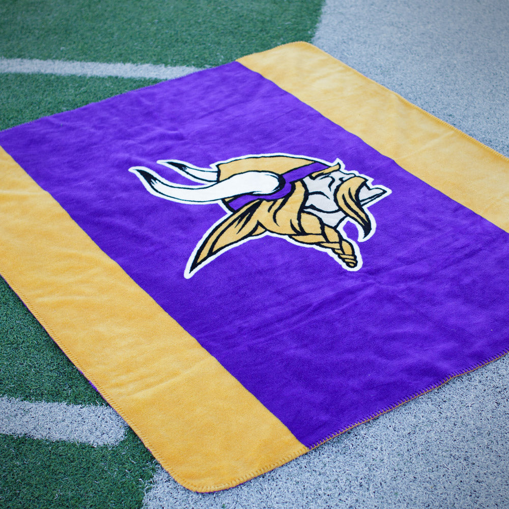 Minnesota Vikings Throw Blanket, 50