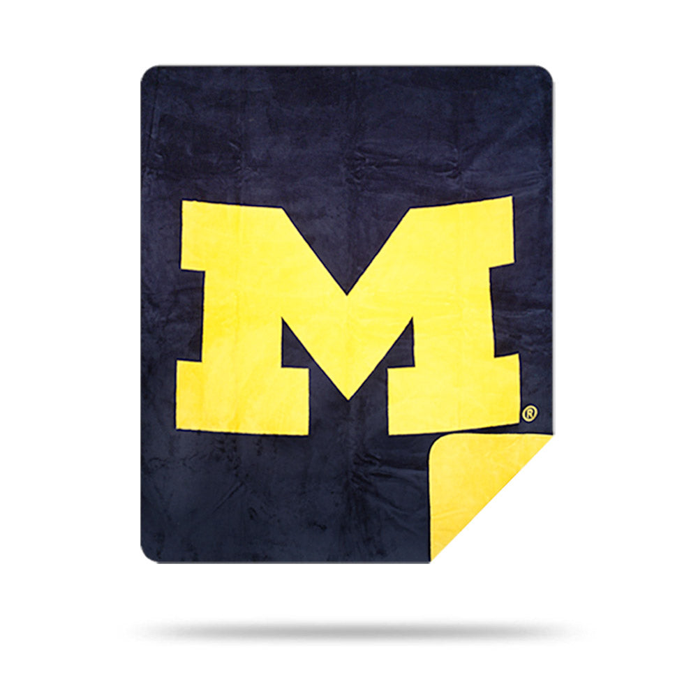 Michigan Wolverines Blanket